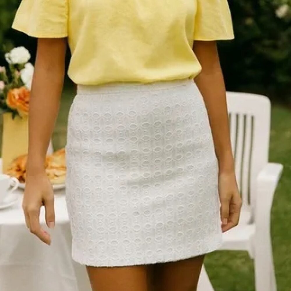 J. Crew White Eyelet Mini Skirt (Size 8)
